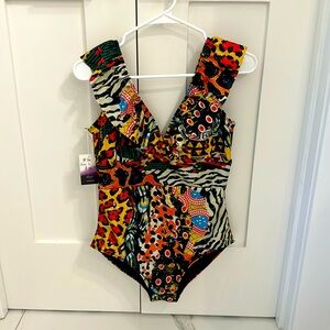 Averie one piece swimsuit. NWT. Size L